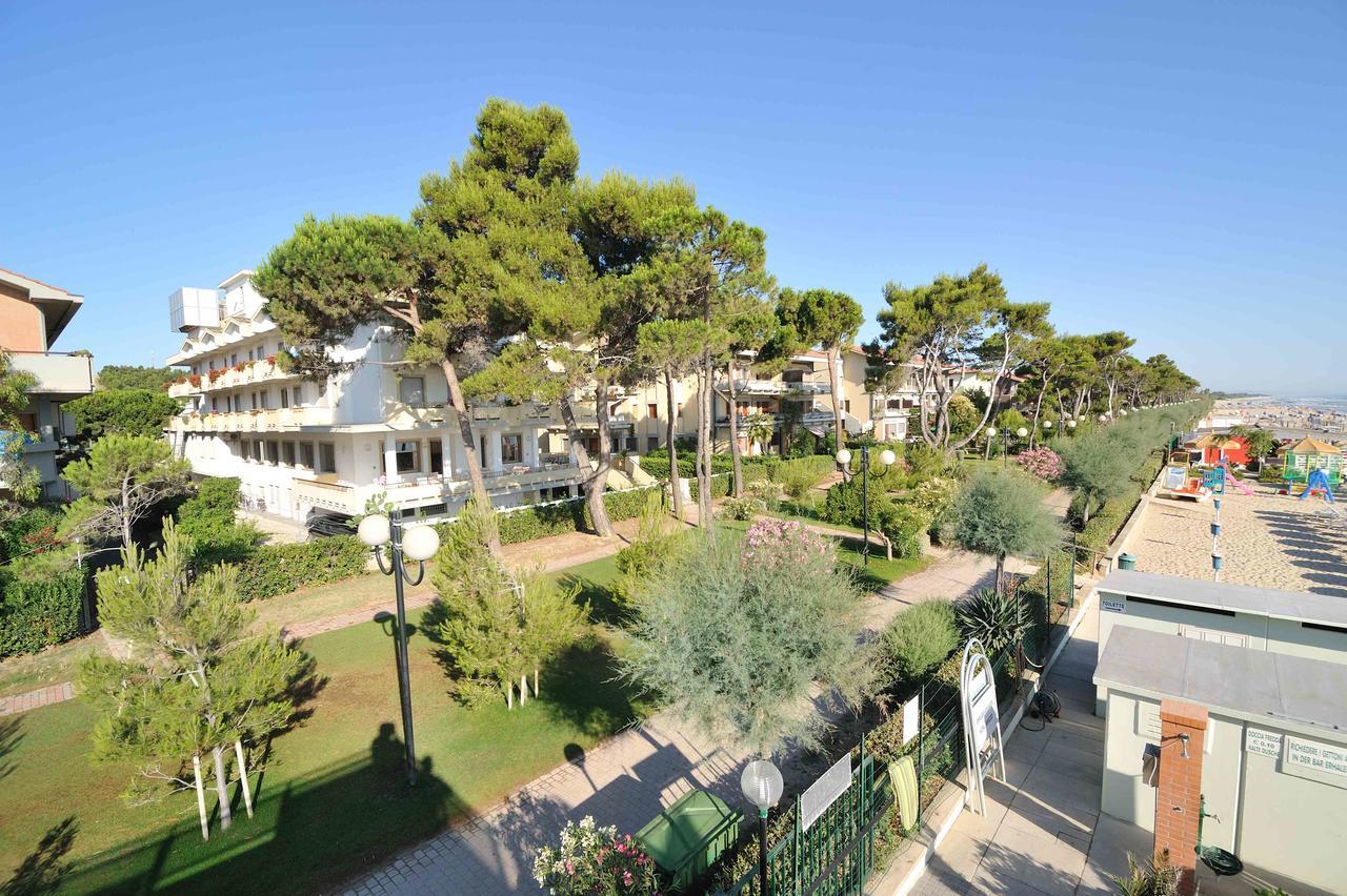 Hotel Abruzzo Pineto Extérieur photo