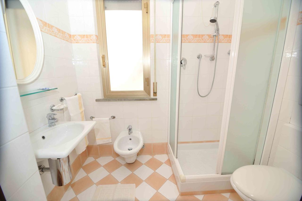 Hotel Abruzzo Pineto Extérieur photo