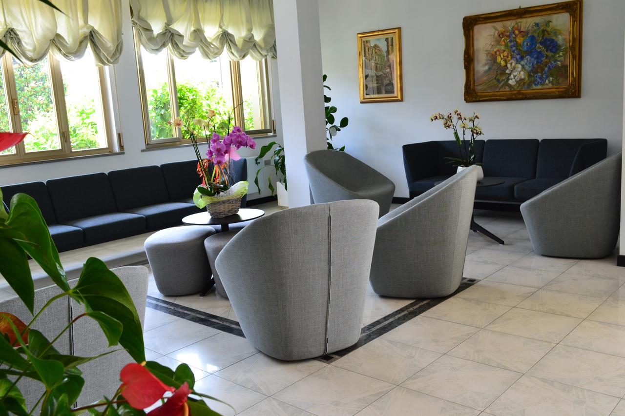 Hotel Abruzzo Pineto Extérieur photo