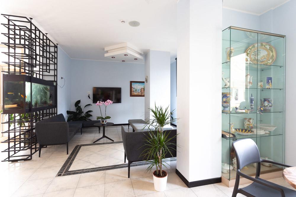 Hotel Abruzzo Pineto Extérieur photo